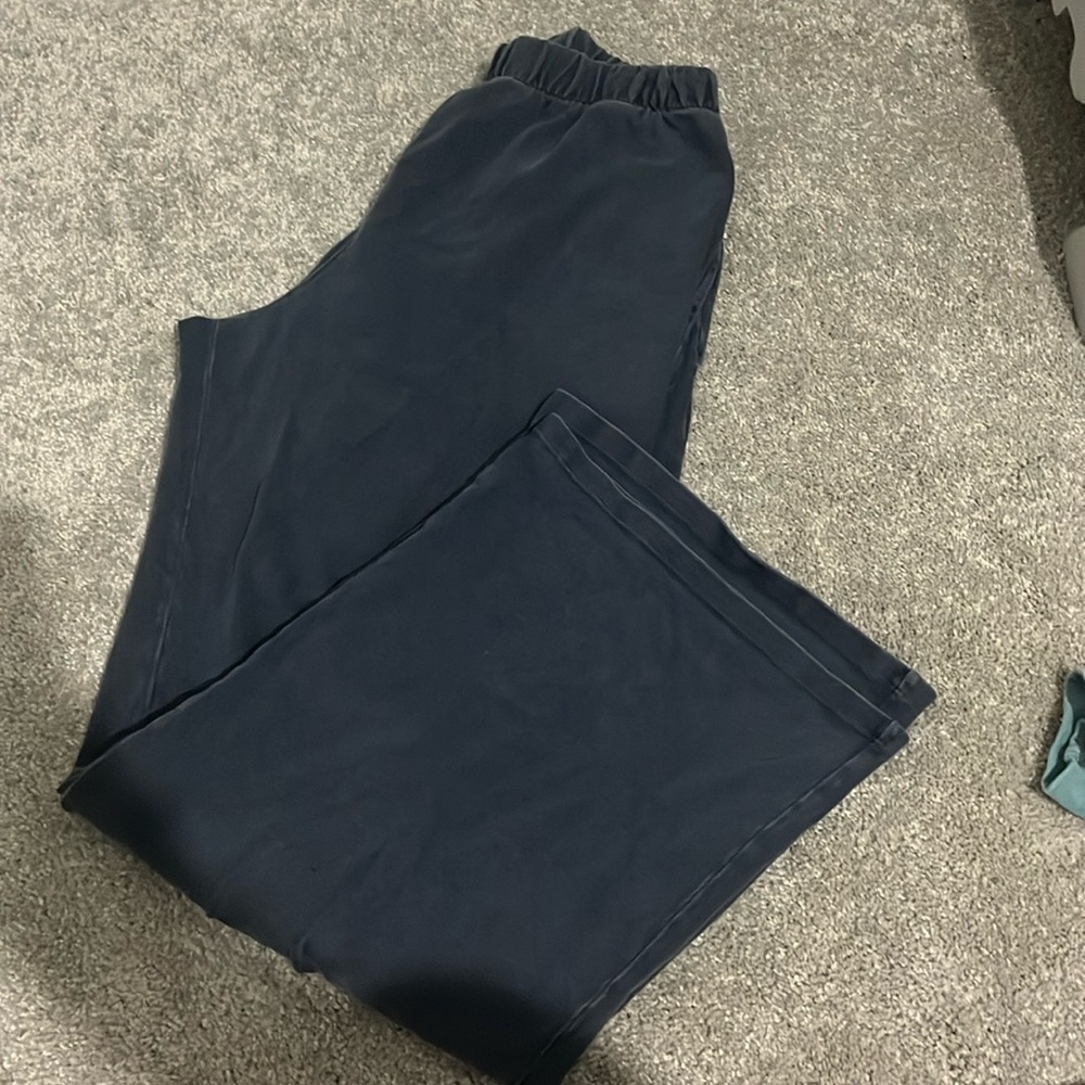 Brandy Melville Wide Leg Sweatpants